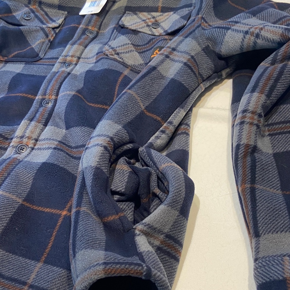 Realtree Blue and Gray Plaid Casual Button Down Shirt - Picture 6 of 13